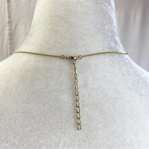 Dainty hammered matte gold tone crescent moon pendant - Picture 3 of 6